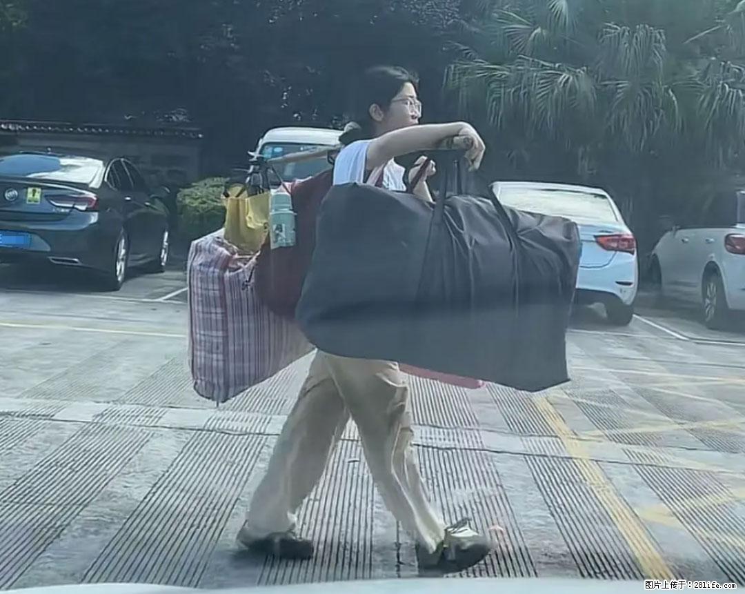 全网追的“扁担女孩”，找了一份暑假工，时薪12元 - 张掖生活资讯 - 张掖28生活网 zhangye.28life.net